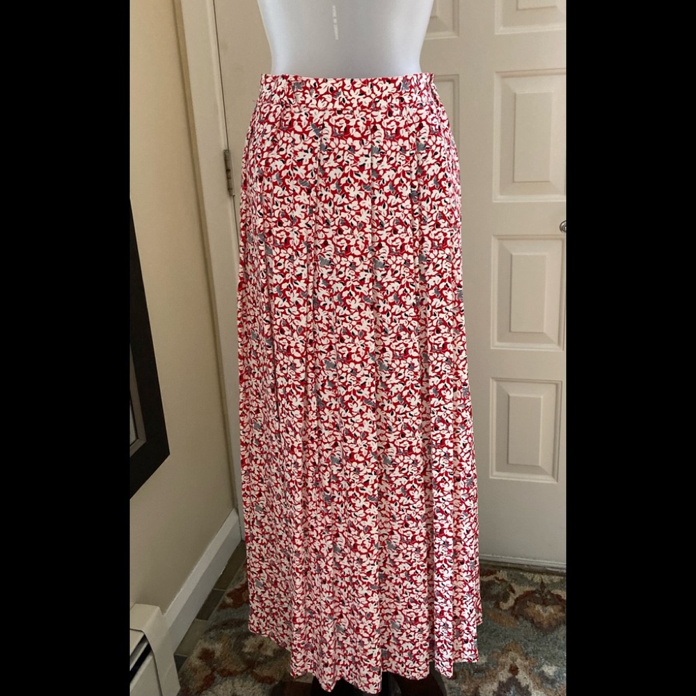 Liz Claiborne Collection skirt, size 10